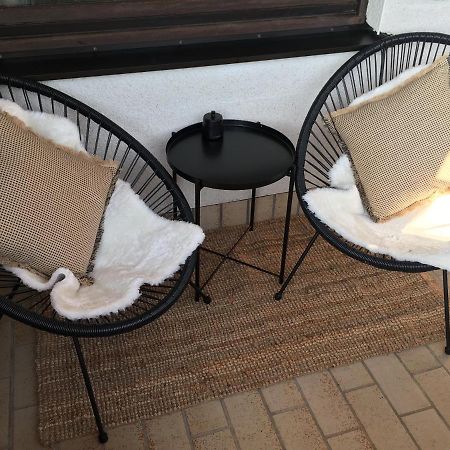 Modernes Apartment Mit Traumhaftem Blick Ins Gruene Bräunlingen エクステリア 写真